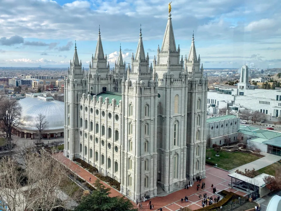 The top 10 holdings of the Mormon church's $55 billion stock portfolio include a new AI stock