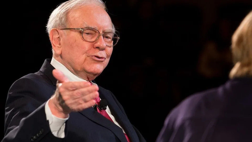 $99 Billion Bet: Warren Buffett Invests Heavily In 2 Stocks Expected To Jump 19% And 20%, Wall Street Analysts Predict