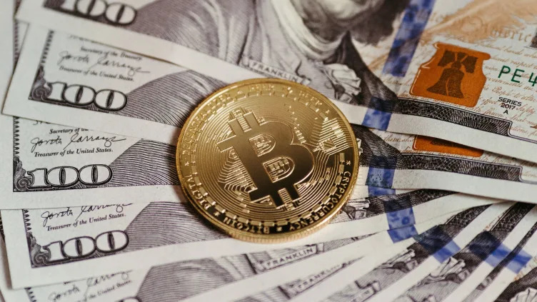 Bitcoin Hits $90K for the First Time, Fueling Profit-Taking Among Long-Term Holders and Sparking Optimism for a $100K Milestone by Year-End