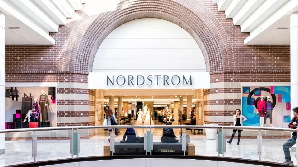 Nordstrom Q3 Sales Grow, But Analysts Remain Cautious On Stock Amid Slowing Sales And Elevated Inventory