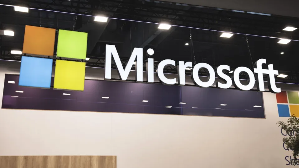 Microsoft shareholders vote against company investing in bitcoin