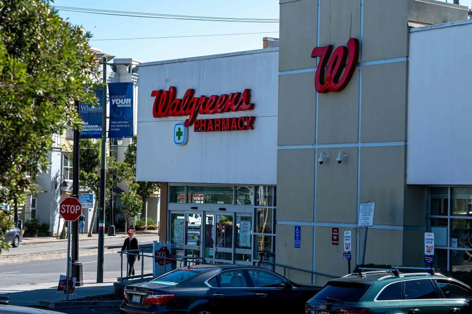 Walgreens Stock Jumps as Sales Grow, Adjusted Earnings Surpass Estimates