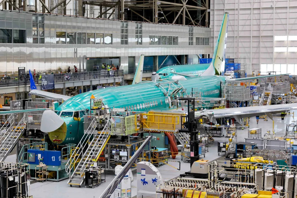 Boeing Stock Falls on Slowing Plane Deliveries