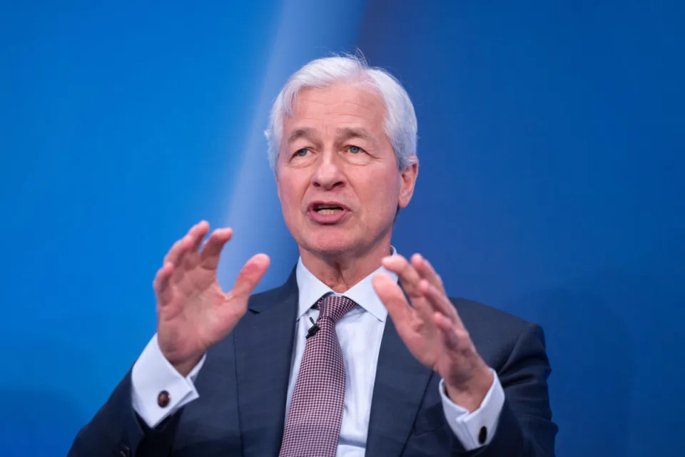 JP Morgan earnings kick-off bank reporting season as stock market wobbles