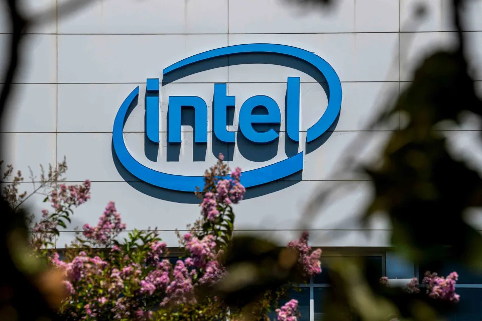 What Analysts Think of Intel Stock Ahead of Earnings