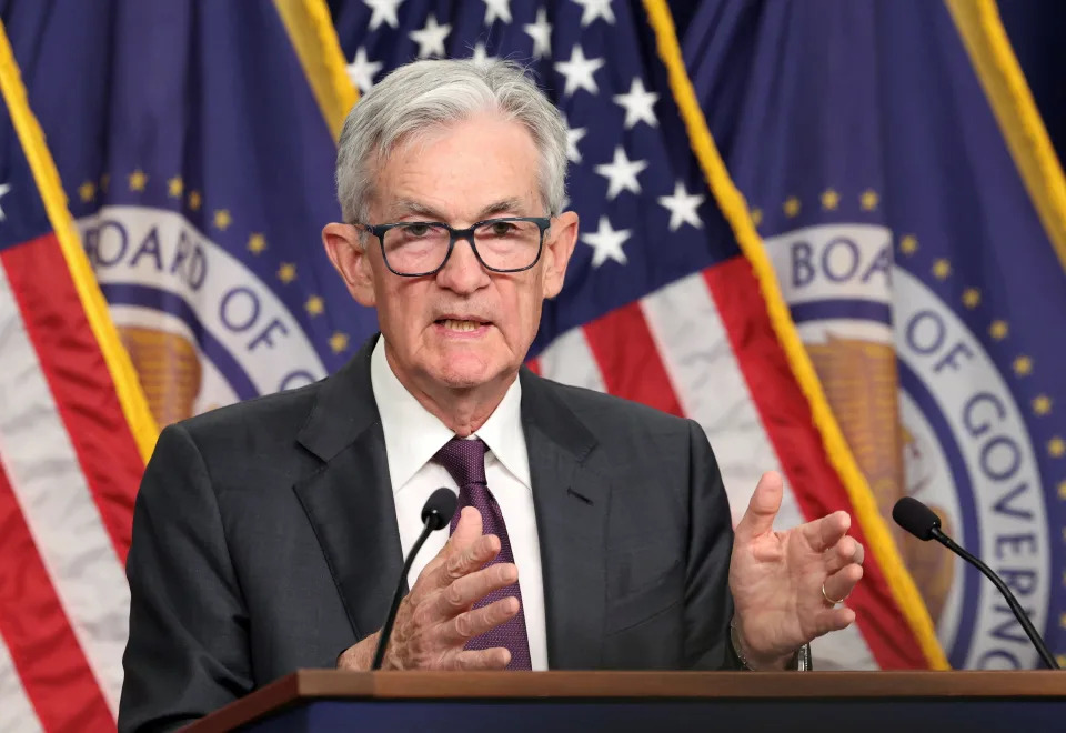 Fed pauses interest rate cuts as inflation, Trump's plans create uncertainty