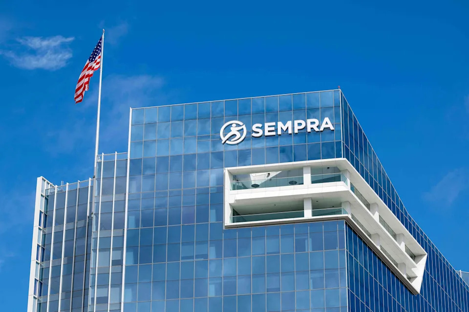 Sempra Stock Leads S&P 500 Decliners on Lowered Profit Forecast