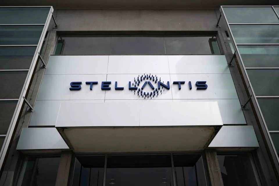 Stellantis Stock Slips as Profit Plunges