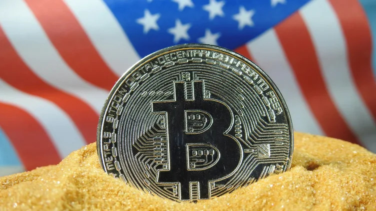 Bitcoin Surges Past $90,000 as Trump Considers Tariff Revisions and Investors Bet on Rate Cuts